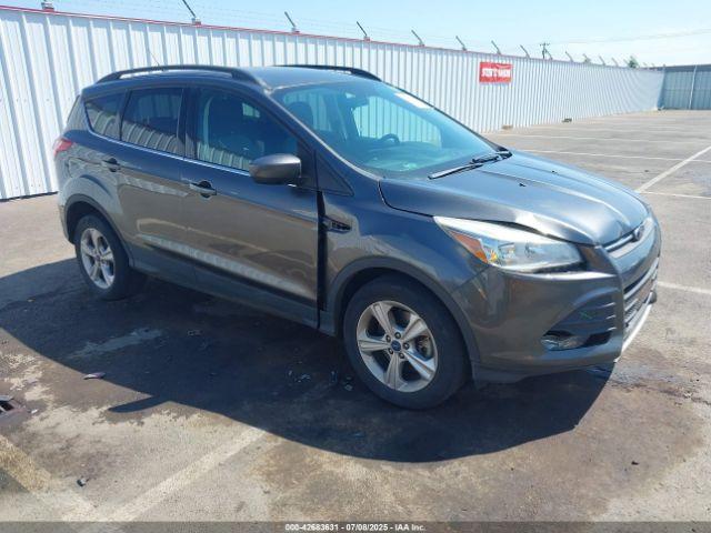  Salvage Ford Escape