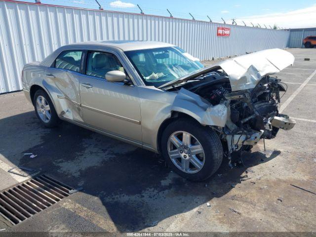  Salvage Chrysler 300