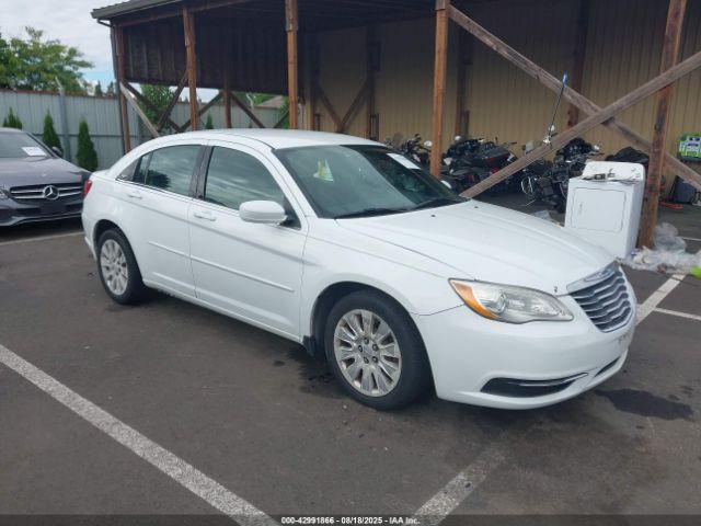  Salvage Chrysler 200