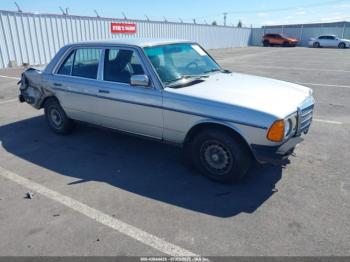  Salvage Mercedes-Benz 300