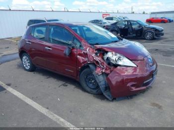  Salvage Nissan LEAF
