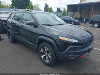  Salvage Jeep Cherokee