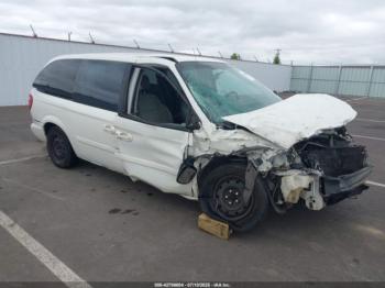  Salvage Chrysler Town & Country