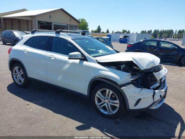  Salvage Mercedes-Benz GLA