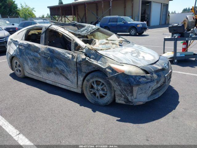  Salvage Toyota Prius
