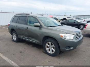  Salvage Toyota Highlander