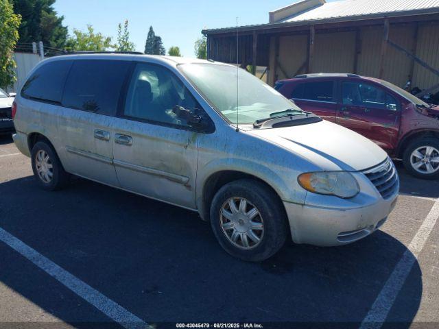  Salvage Chrysler Town & Country