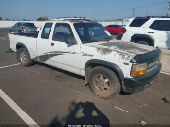  Salvage Dodge Dakota
