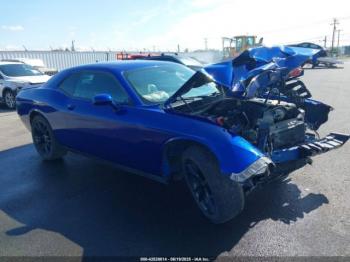  Salvage Dodge Challenger