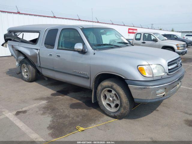  Salvage Toyota Tundra