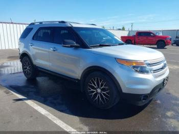  Salvage Ford Explorer