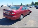 Toyota Camry Le Image 11