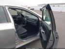 Toyota Camry Se Image 17