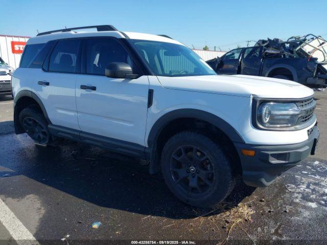  Salvage Ford Bronco