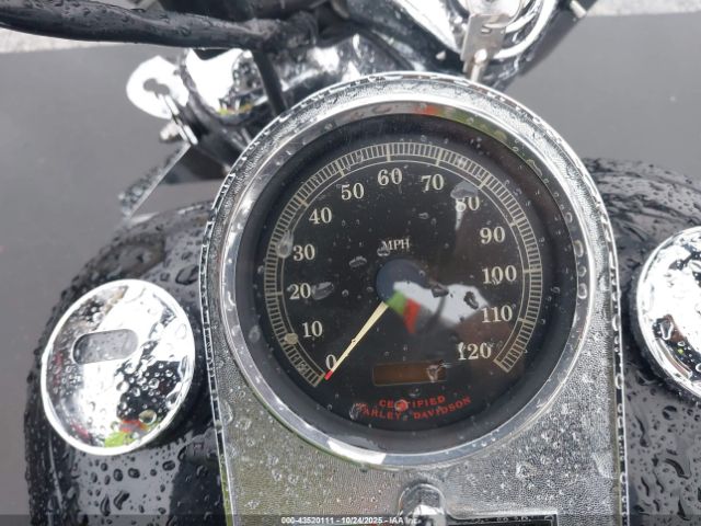 Harley-Davidson Flhr Image 6