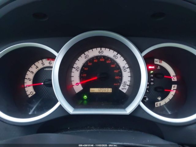 Toyota Tacoma Image 14