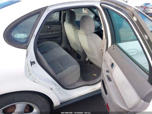 Ford Taurus Ses Image 10