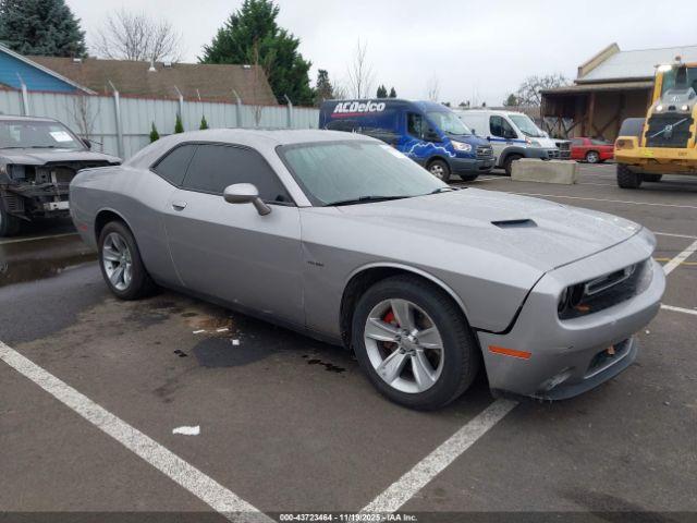  Salvage Dodge Challenger