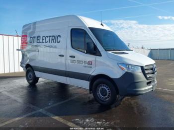  Salvage Mercedes-Benz Sprinter 1500