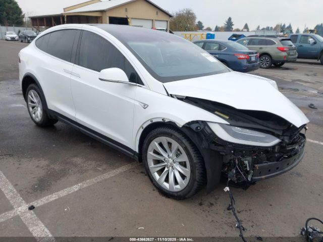 Tesla Model X Image 1