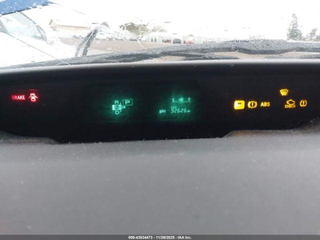 Toyota Prius Standard Image 10