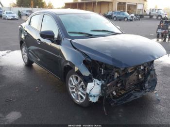  Salvage Toyota Yaris