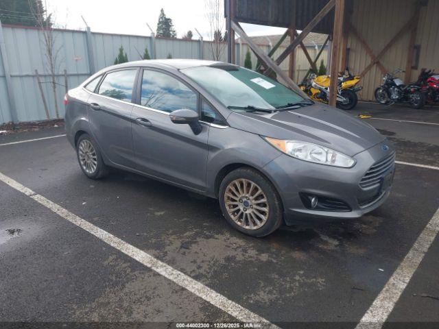  Salvage Ford Fiesta