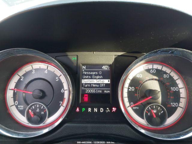 Dodge Grand Caravan Image 8