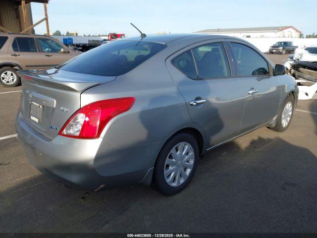 Nissan Versa 1.6 Sv Image 4