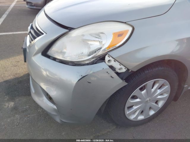 Nissan Versa 1.6 Sv Image 9