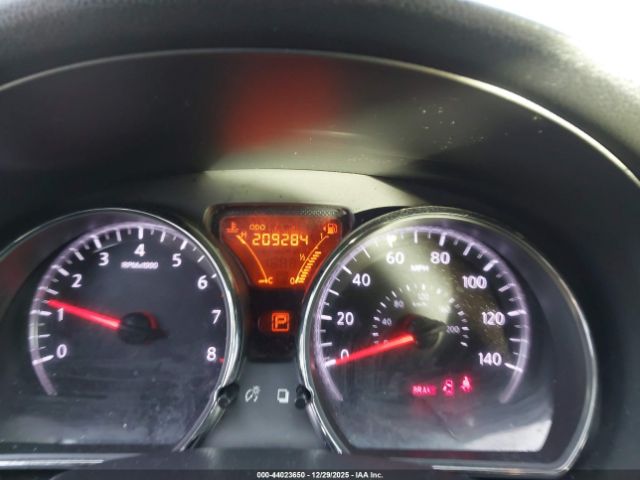 Nissan Versa 1.6 Sv Image 10