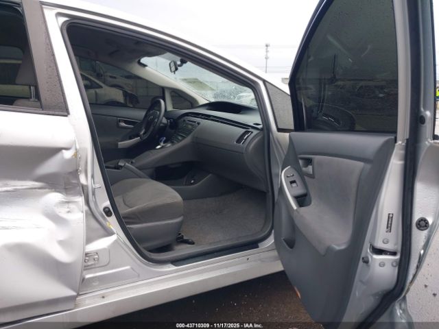 Toyota Prius Ii Image 6