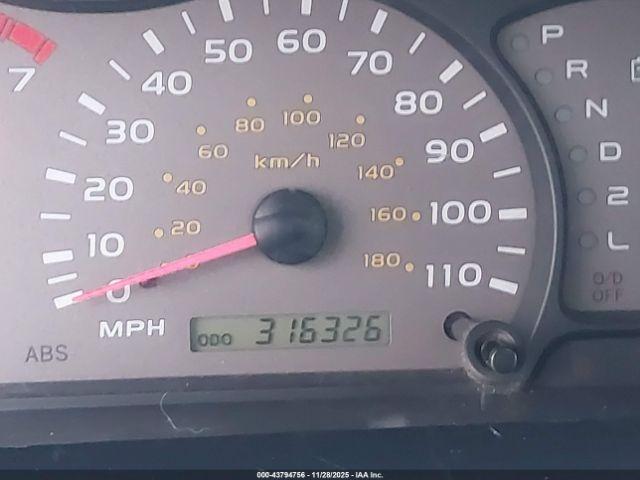 Toyota Sequoia Sr5 V8 Image 10