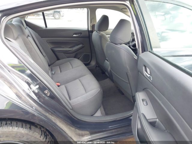 Nissan Altima Sv Fwd Image 11