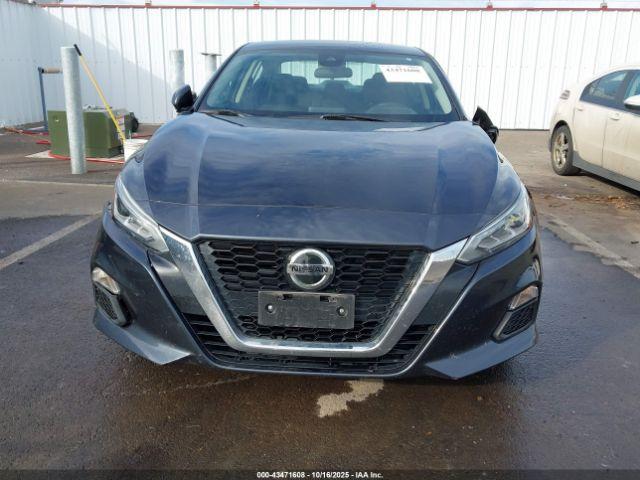 Nissan Altima Sv Fwd Image 13