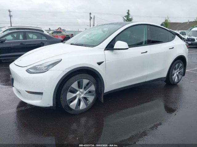 Tesla Model Y Long Range Dual Motor All-wheel Drive Image 17