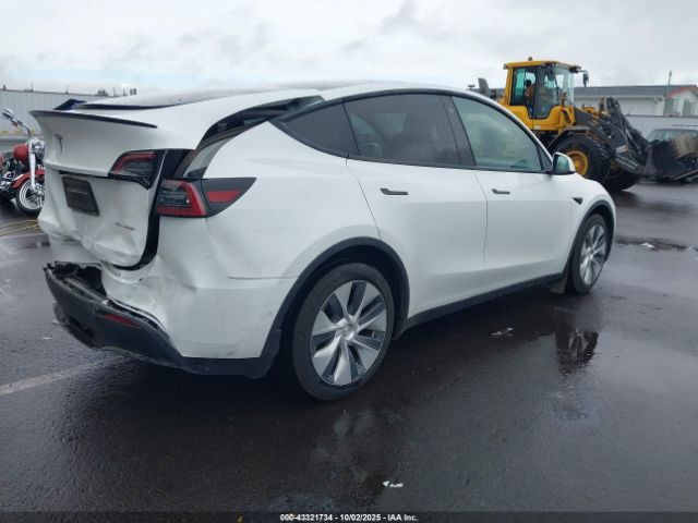 Tesla Model Y Long Range Dual Motor All-wheel Drive Image 6