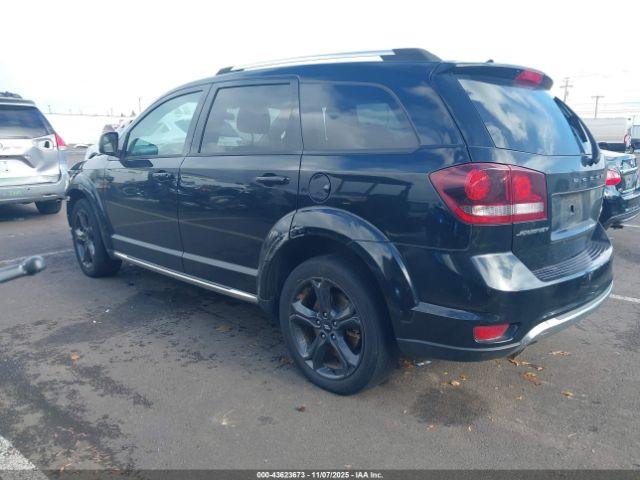 Dodge Journey Crossroad Image 17