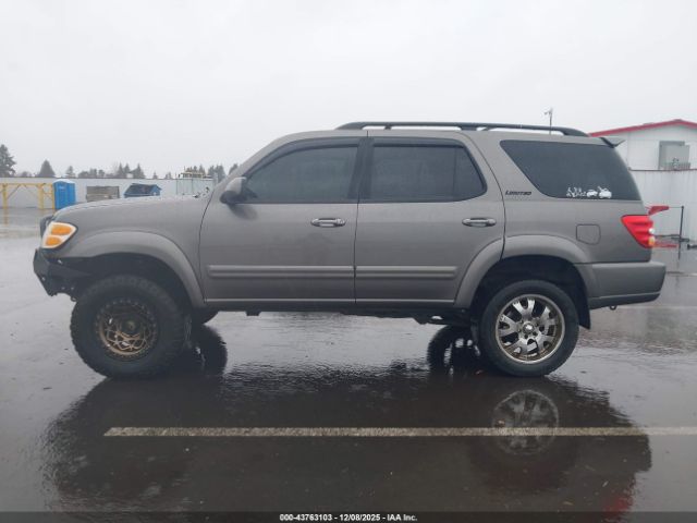 Toyota Sequoia Limited V8 Image 12