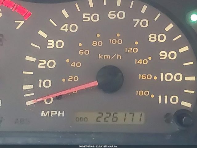 Toyota Sequoia Limited V8 Image 10