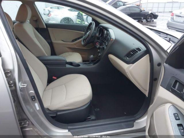 Kia Optima Lx Image 17