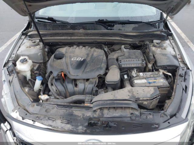 Kia Optima Lx Image 18