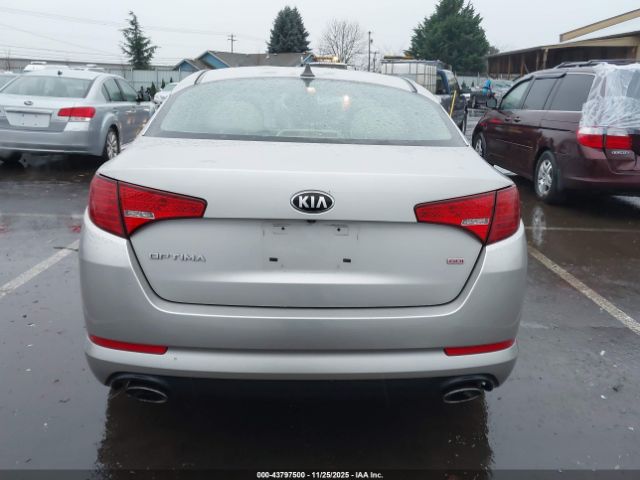 Kia Optima Lx Image 9