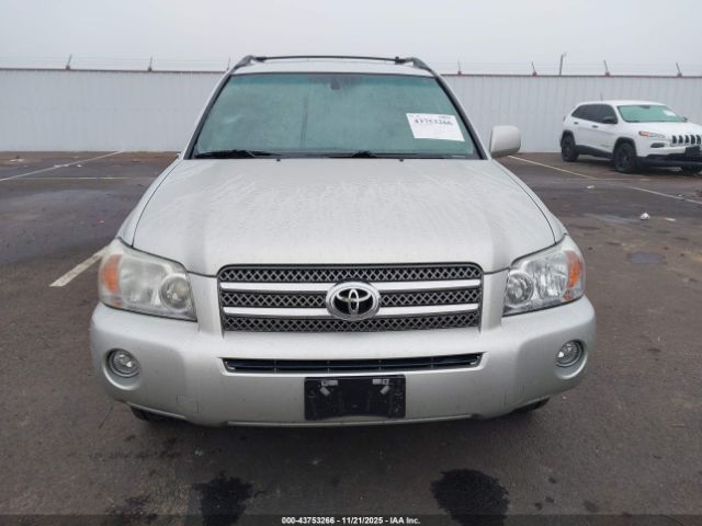 Toyota Highlander Limited V6 Image 14