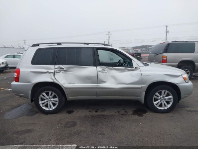 Toyota Highlander Limited V6 Image 10