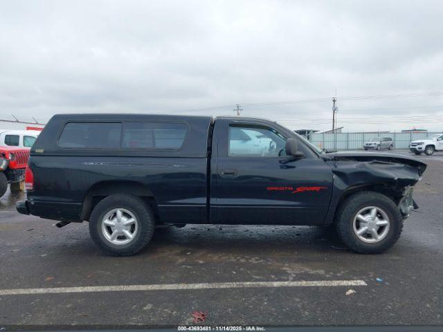 Dodge Dakota Image 3