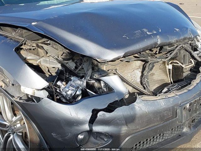 INFINITI Ex Journey Image 17