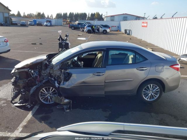 Toyota Corolla Le Plus Image 11