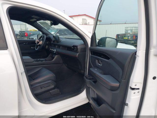 Honda Pilot Trailsport Image 15