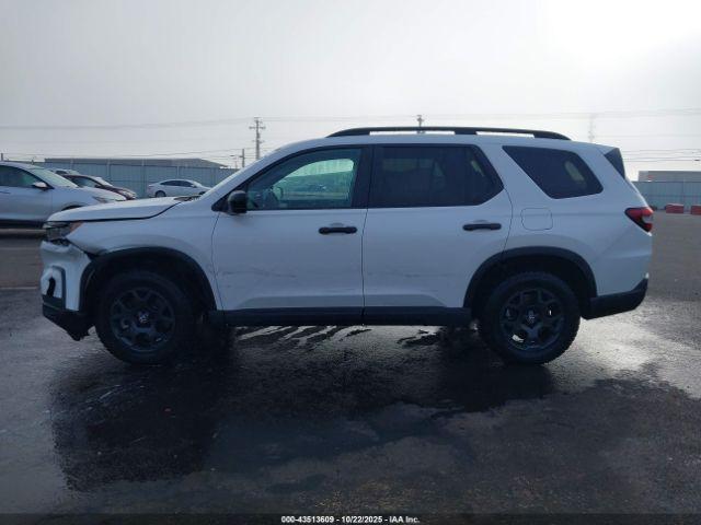 Honda Pilot Trailsport Image 17